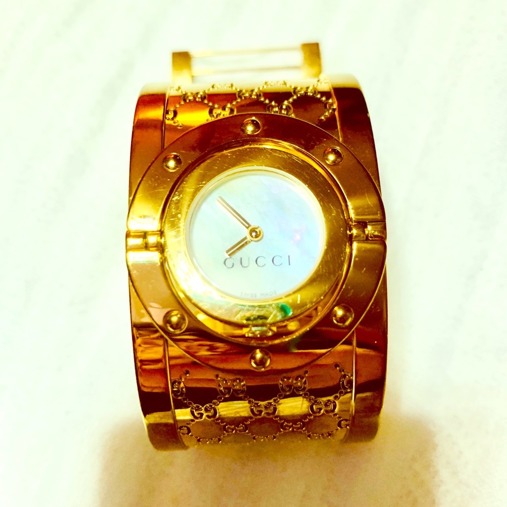 Gucci Watch Mother of Pearl Dial
